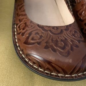 Algeria Pal-574.  Size 39.